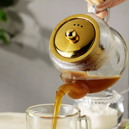 Chaleira com Infusor Dourado